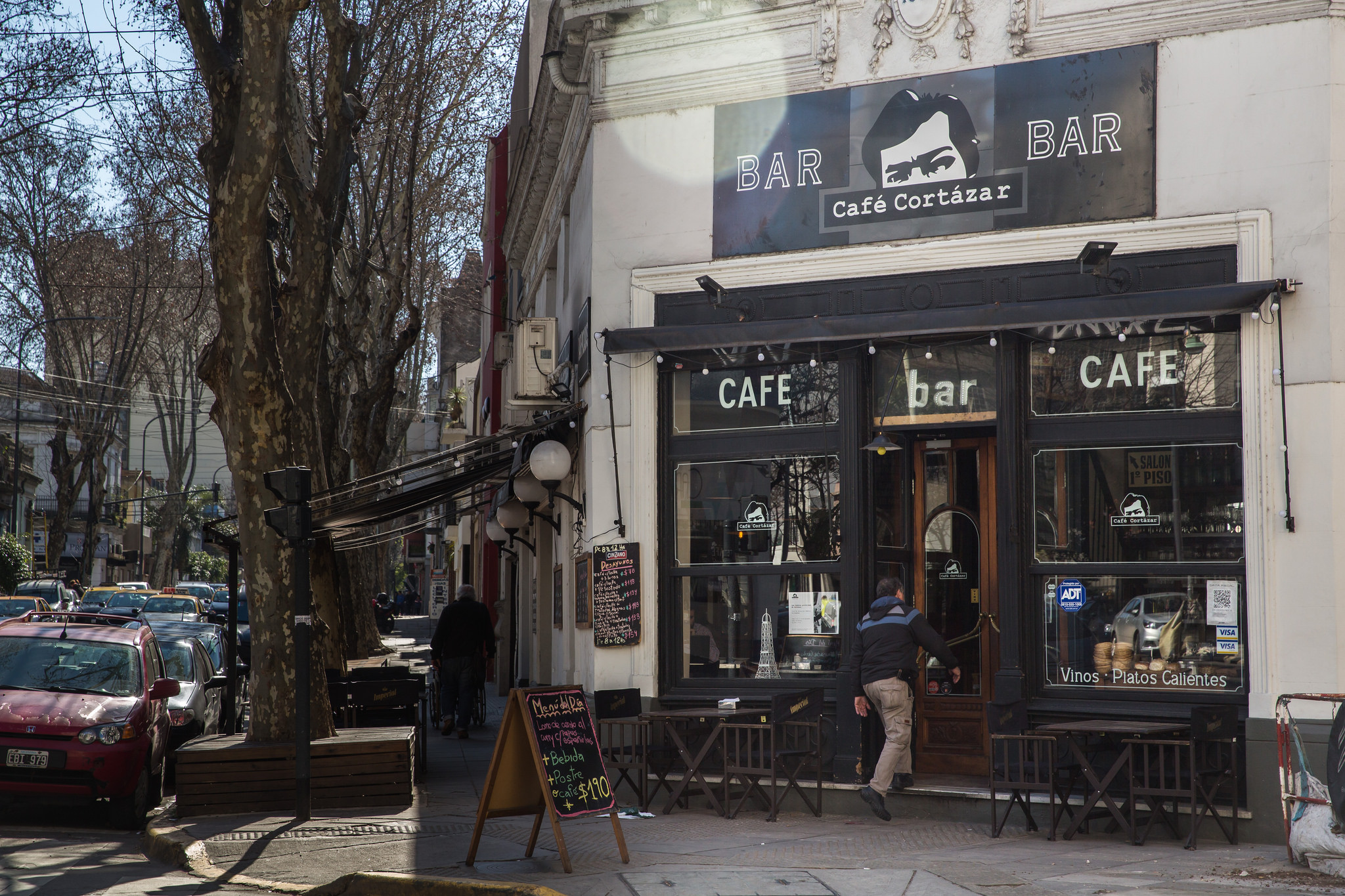 Café Cortázar: un rincón cortazariano en Buenos Aires