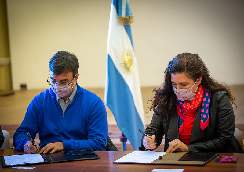 Se firmó el convenio para la promoción del cooperativismo entre proyectos de las industrias culturales, las artesanías y espacios culturales de la Argentina