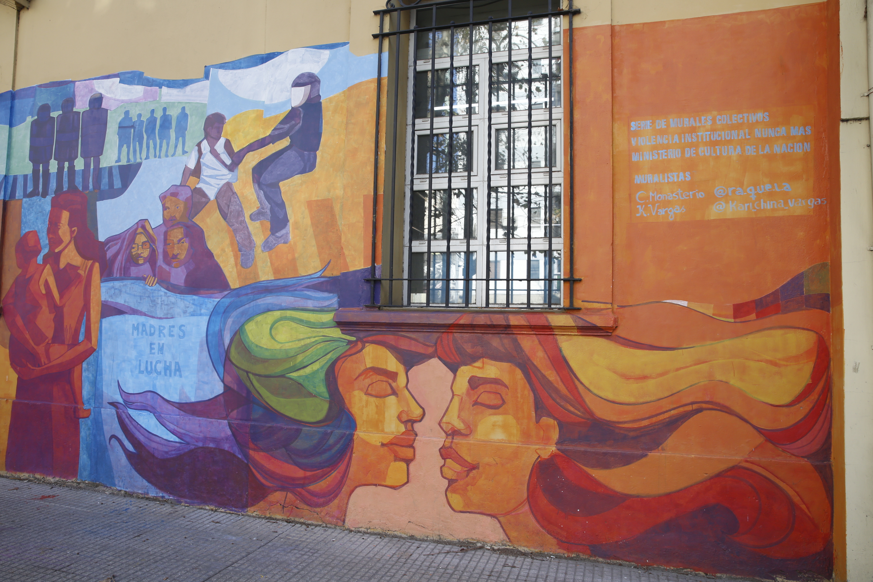Murales contra la Violencia Institucional en la Casa de las Juventudes