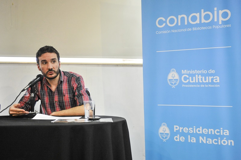 Javier Planas en el ciclo de charlas “Bibliotecas, lectores y lecturas” de la CONABIP
