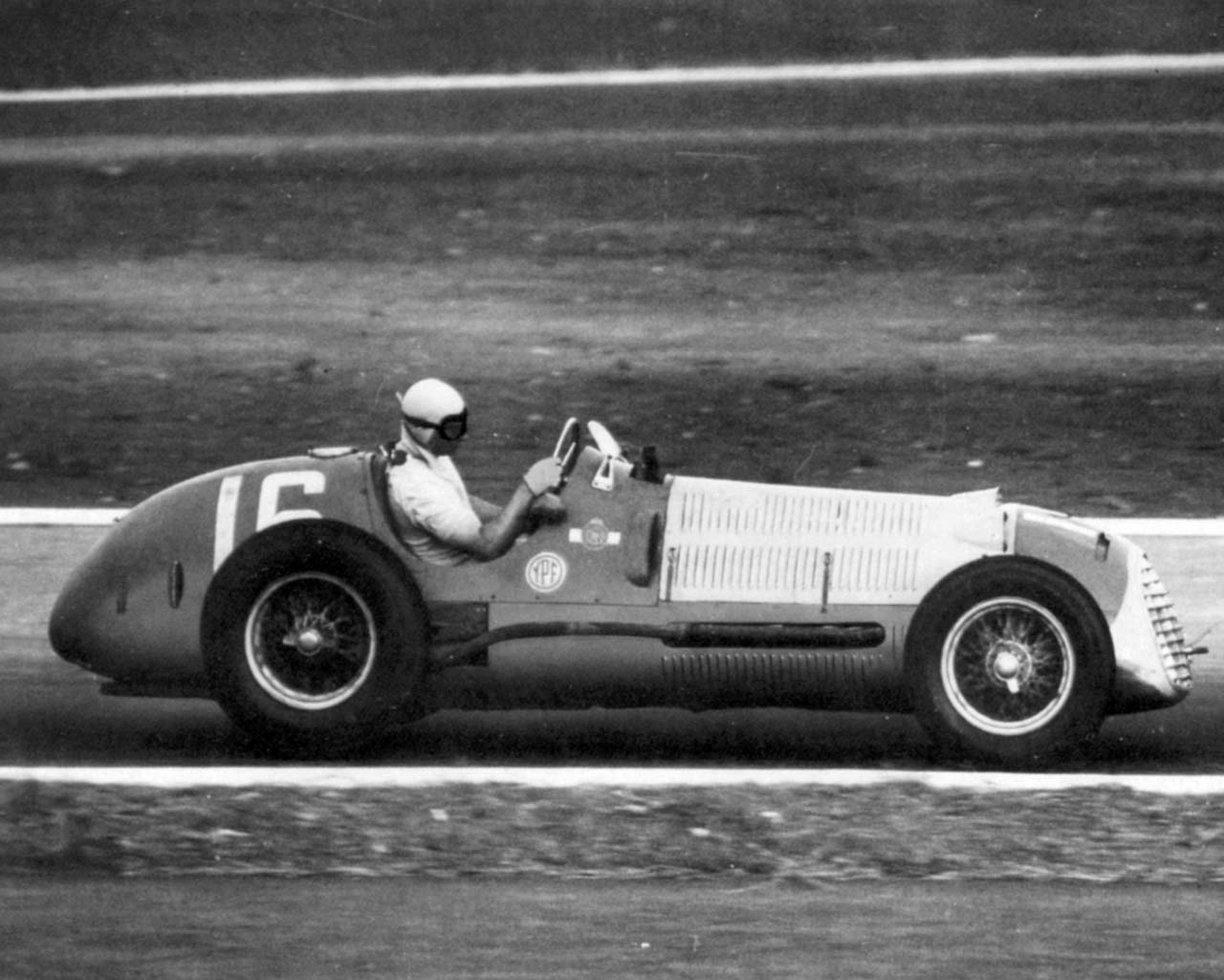 Juan Manuel Fangio, el dueño de la velocidad