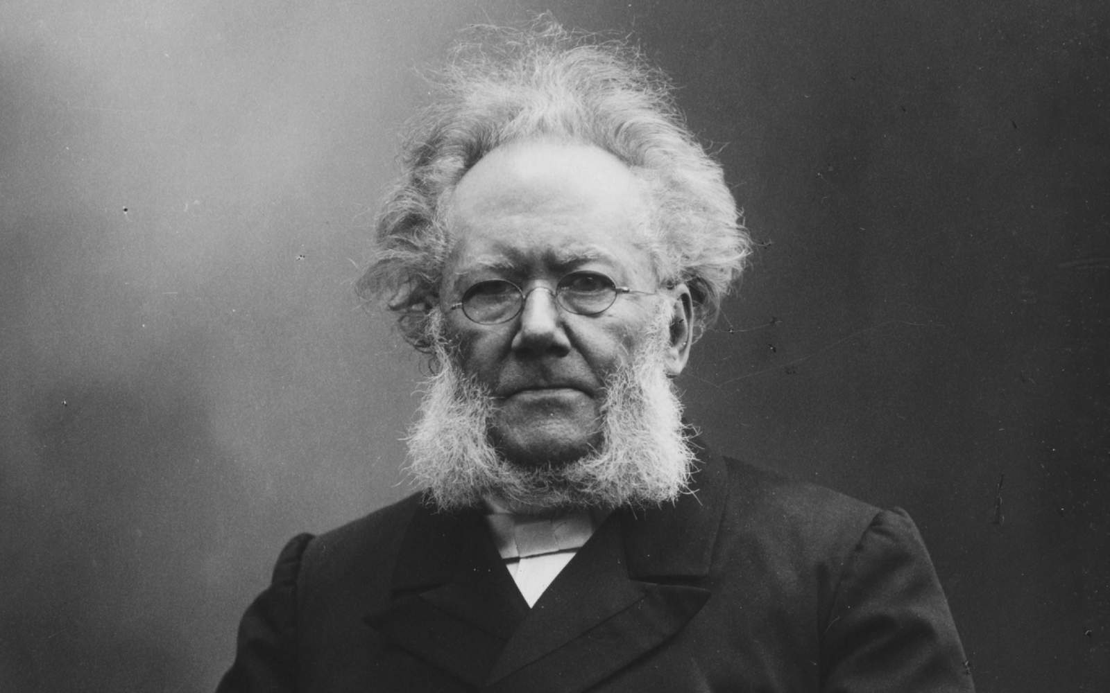 Henrik Ibsen, el dramaturgo noruego que cuestionó y transformó las costumbres opresivas de su tiempo