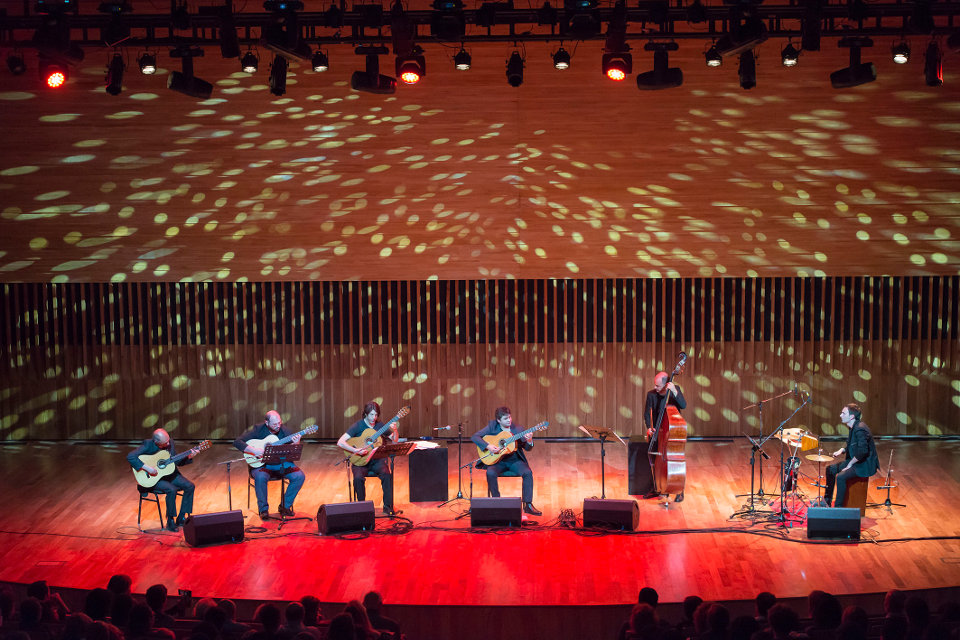 Suenan Guitarras del Mundo en el Centro Cultural Kirchner