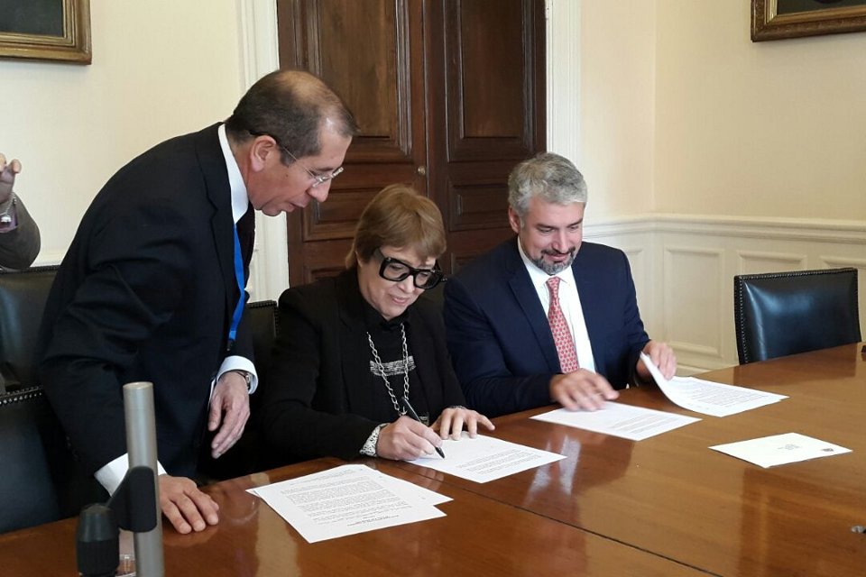 Se reunieron los ministros de Cultura de Argentina y Chile
