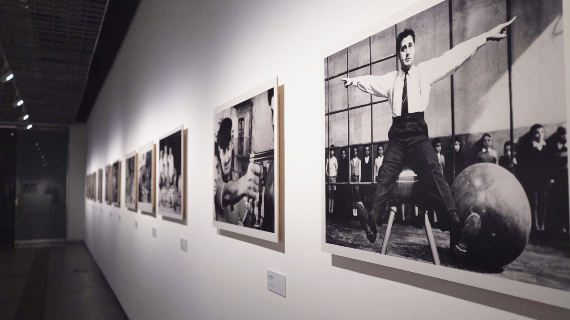 Inauguró la muestra fotográfica "Alberto Sordi 100"